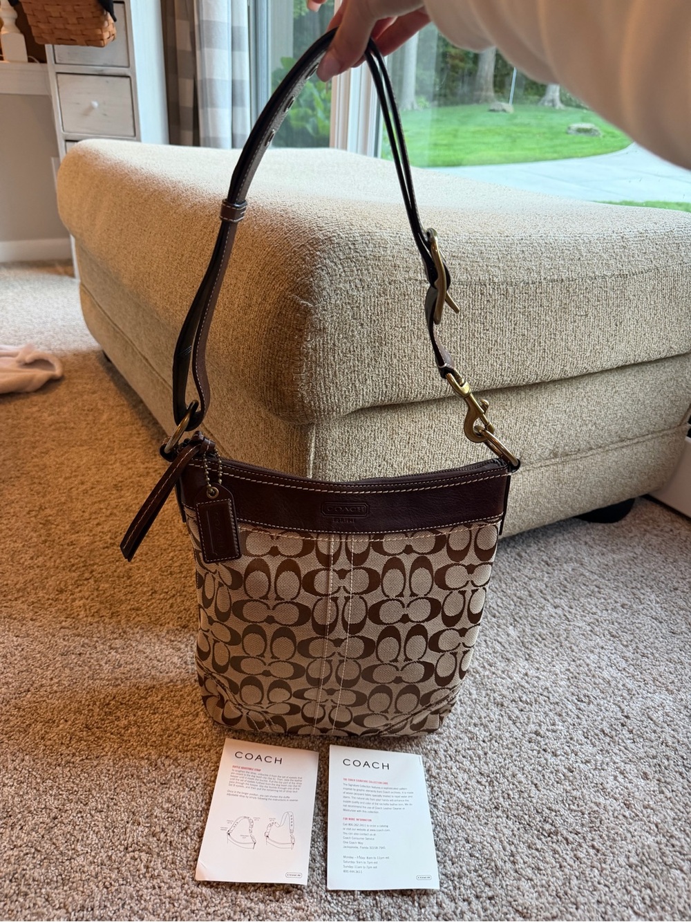 Coach Vintage Signature Hobo Shoulder Bag – Brown/KHAKI | 2006